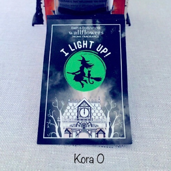 👻BBW 3 Halloween Nightlights & Fragrance Plugs Refills👻 - Picture 7 of 10